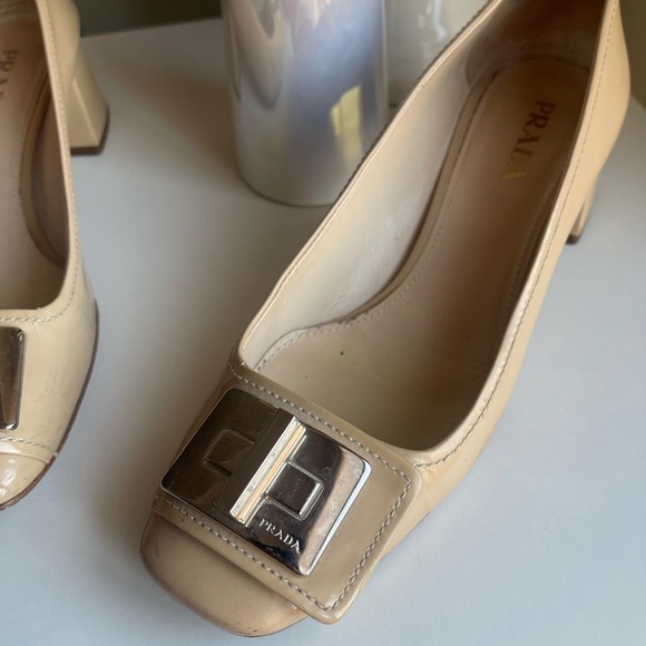 Prada leather pumps - Picture 2 of 6
